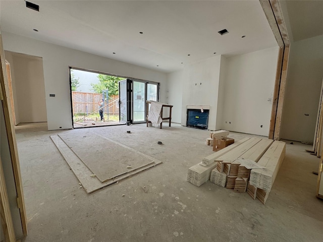 2217 Pelham Dr, Houston, TX 77019 - view of unfurnished living room