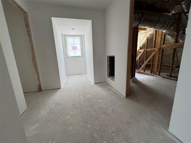 2217 Pelham Dr, Houston, TX 77019 - view of corridor