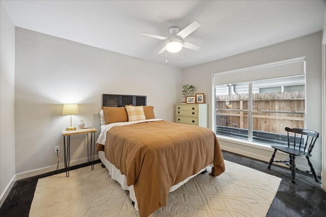 2976 Commerce St, Houston, TX 77003 - bedroom with baseboards and a ceiling fan