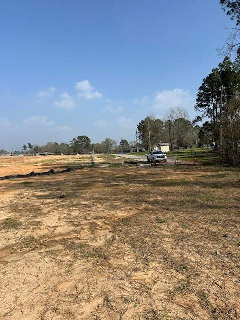 13256 Lake Conroe Bay Rd, Willis, TX 77318