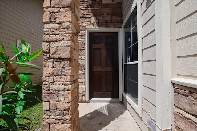 view of property entrance