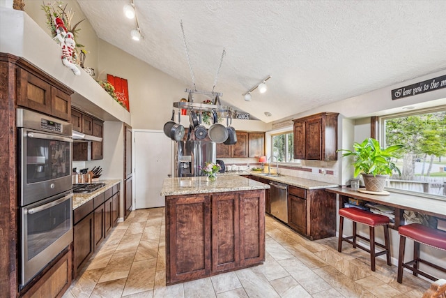 219 Briarwood Dr, Bellville, TX 77418 - photo 2