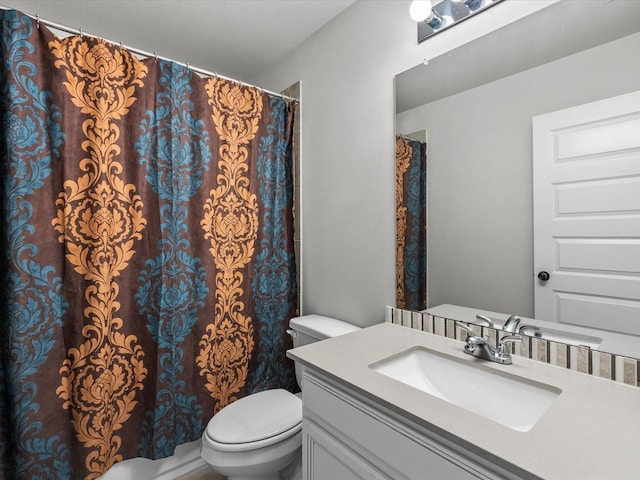2712 Ahnya Ln, League City, TX 77573 - full bathroom with toilet and vanity