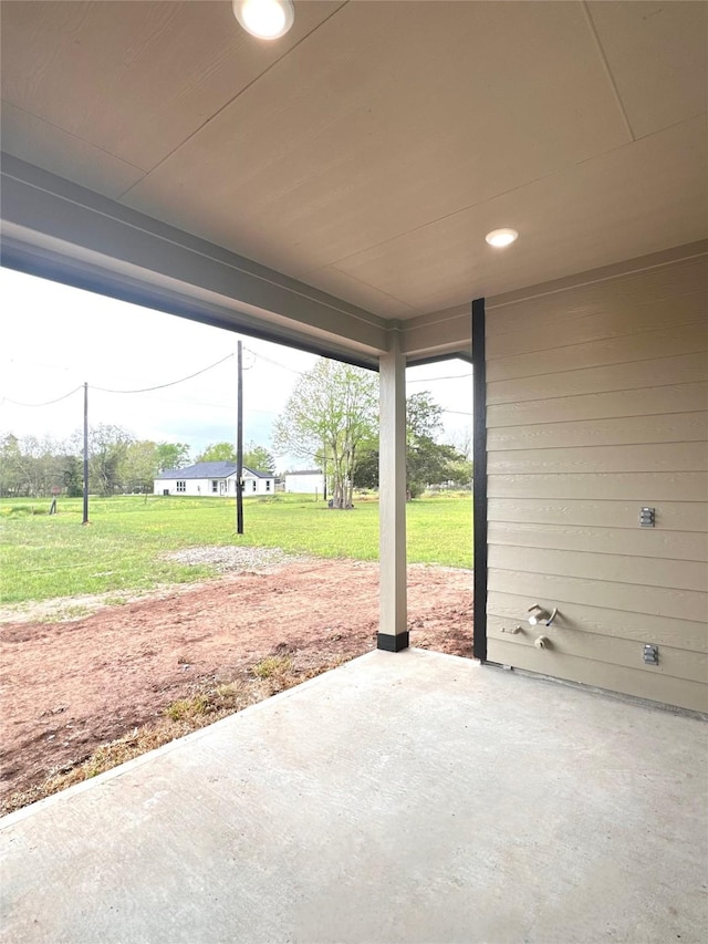 635 Lily St, Prairie View, TX 77484 - view of patio / terrace