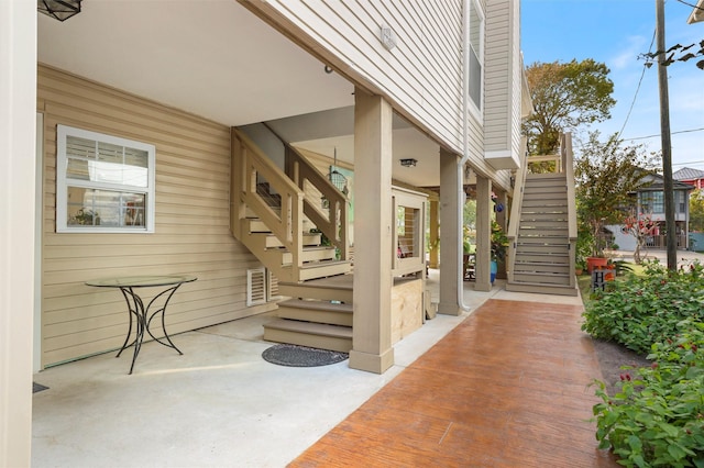 doorway to property featuring a patio