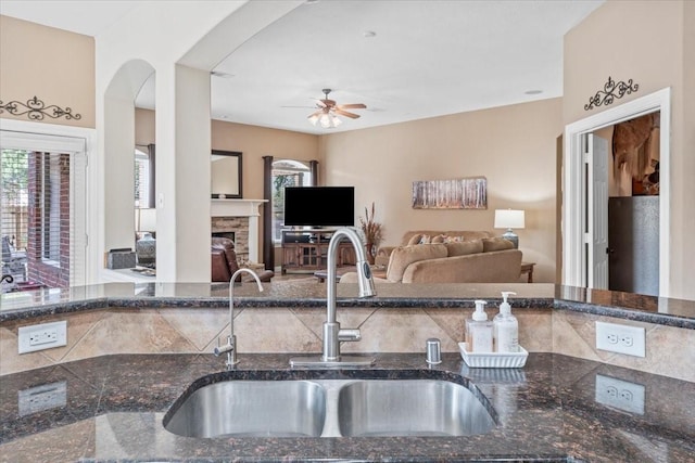 2052 Doolan Dr, Conroe, TX 77301 - photo 12