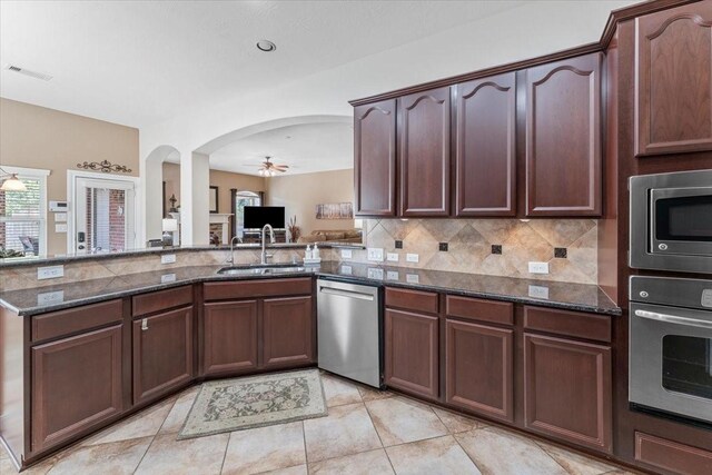 2052 Doolan Dr, Conroe, TX 77301 - photo 13