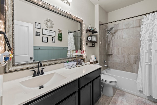 full bathroom with toilet, vanity, and shower / bathtub combination with curtain