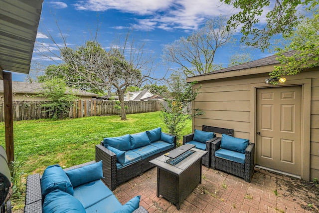 3102 Blue Hills Dr, Missouri City, TX 77459 - view of patio featuring a fenced backyard and an outdoor living space