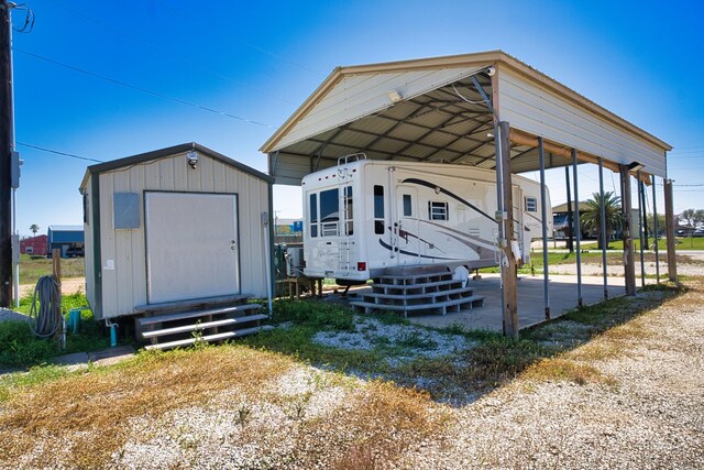 200 County Road 201, Sargent, TX 77414