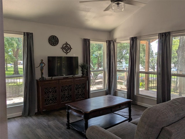110 N Bailey St, Trinity, TX 75862 - photo 4