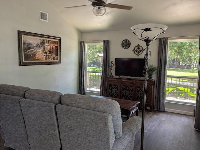 110 N Bailey St, Trinity, TX 75862 - photo 40