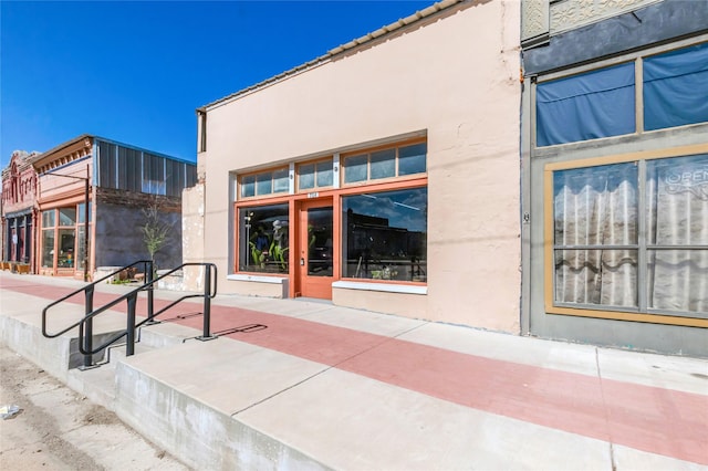 724 S Main St, Calvert, TX 77837 - view of building exterior