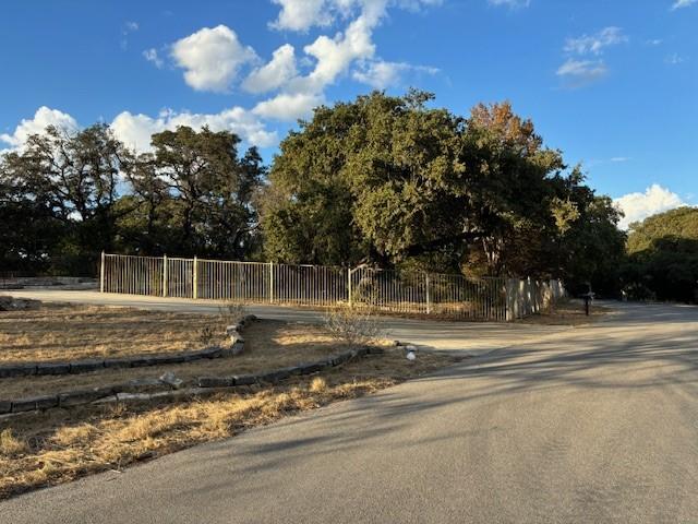 185 Polly Dr, Canyon Lake, TX 78133