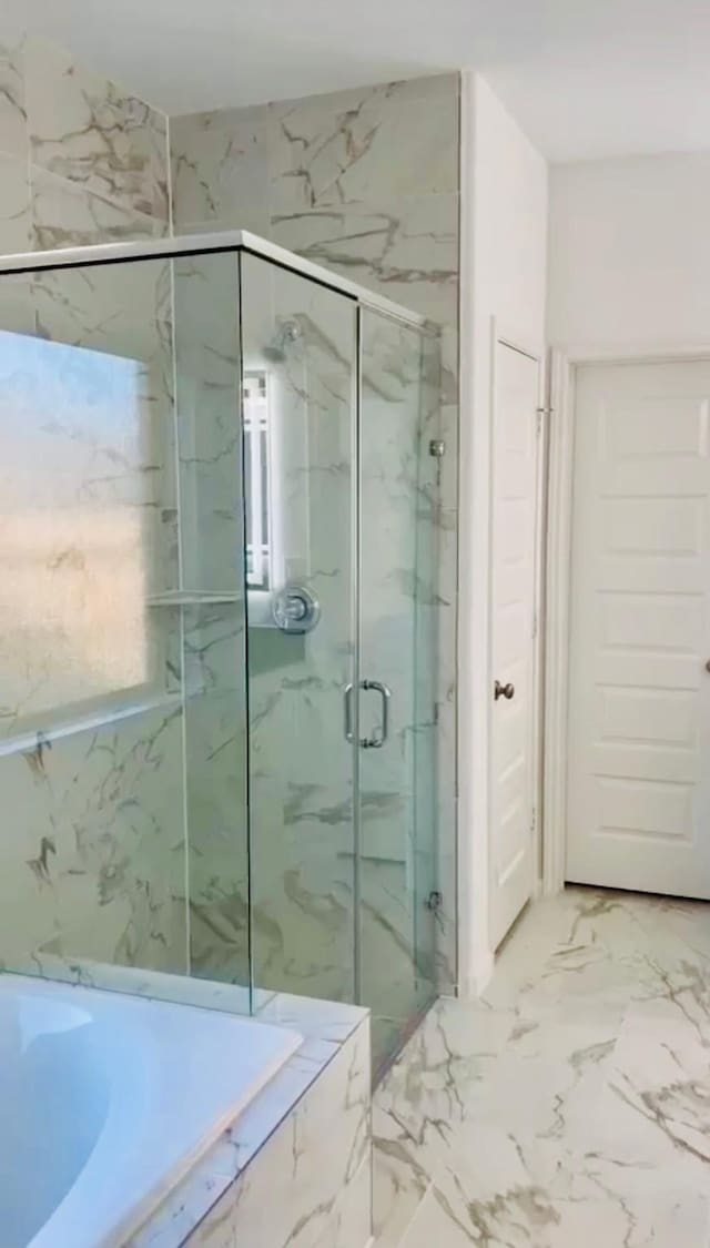 7707 Wrightwood Dr, Pasadena, TX 77505 - full bath with marble finish floor, a marble finish shower, and a garden tub