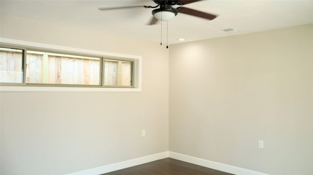 9121 Fordshire Dr, Houston, TX 77025 - unfurnished room featuring dark wood-type flooring, a ceiling fan, visible vents, recessed lighting, and baseboards