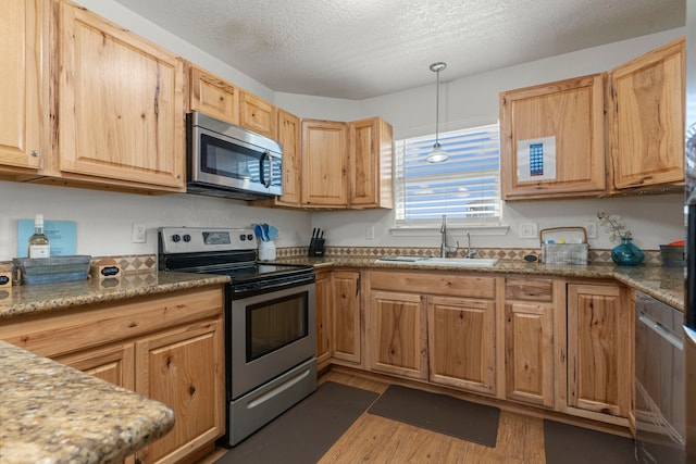 111 Howard Ave, Surfside Beach, TX 77541 - photo 3