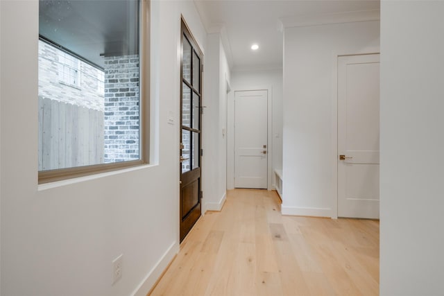 626 E 14th St, Houston, TX 77008 - hall featuring wood finished floors, crown molding, baseboards, and recessed lighting