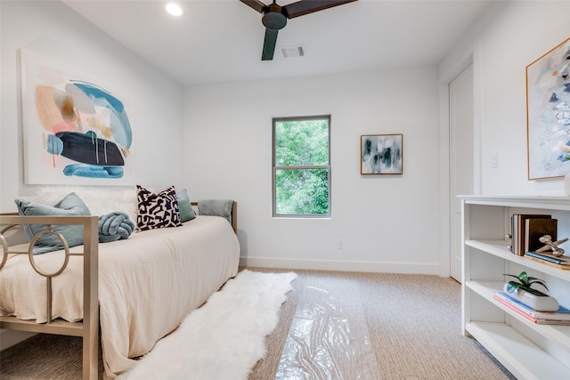 626 E 14th St, Houston, TX 77008 - carpeted bedroom with baseboards, a ceiling fan, and recessed lighting