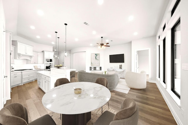 21010 Magnolia Mill Dr, Cypress, TX 77433