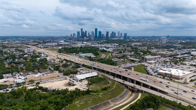 bird's eye view featuring a city view