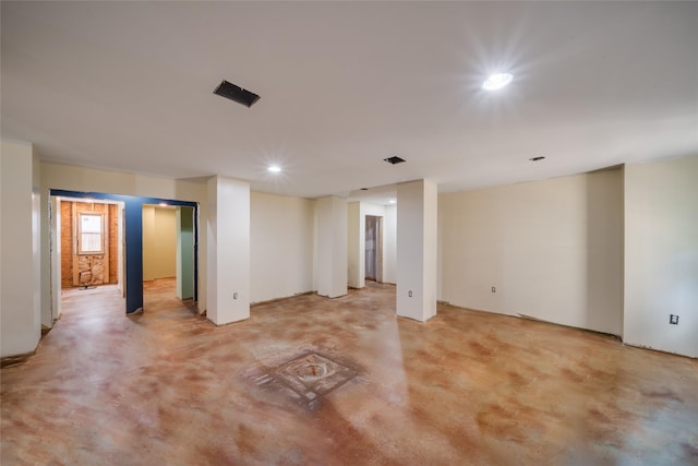 1101 Heights Blvd, Houston, TX 77008 - unfurnished room with recessed lighting