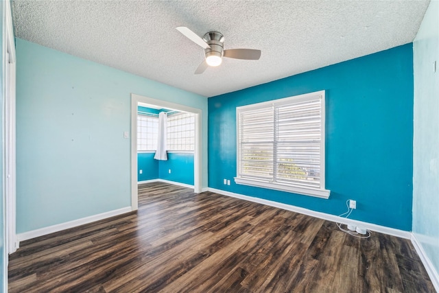1330 Coral Way, Tiki Island, TX 77554 - photo 31