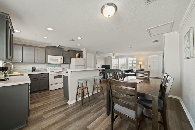 905 Meynig Dr, Crystal Beach, TX 77650 - photo 12