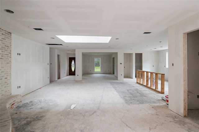 6206 Yarwell Dr, Houston, TX 77096 - unfurnished room featuring a skylight