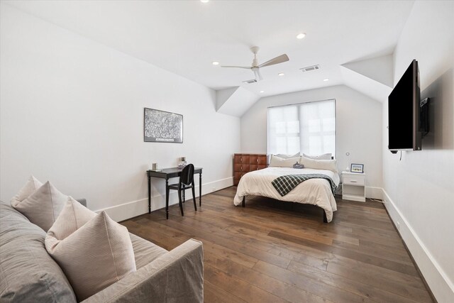 3835 Olympia Dr, Houston, TX 77019 - bedroom featuring hardwood / wood-style flooring, baseboards, recessed lighting, ceiling fan, and lofted ceiling