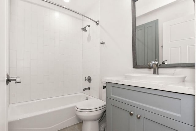 1024 Waverly St, Houston, TX 77008 - full bathroom featuring vanity, toilet, and bathtub / shower combination