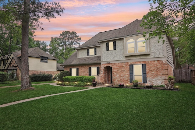 5306 Havenwoods Dr, Houston, TX 77066 - traditional-style house featuring a shingled roof and brick siding