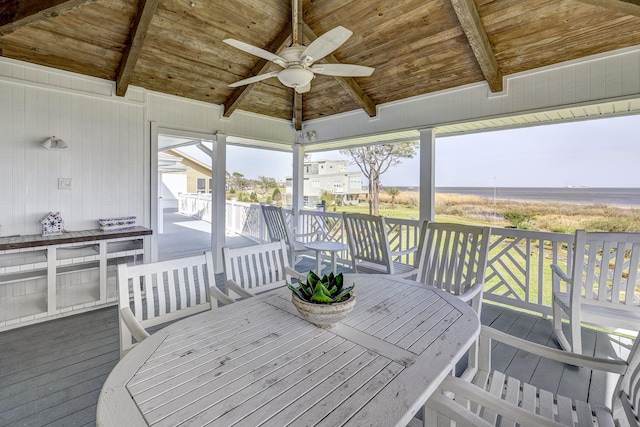 deck with a ceiling fan and outdoor dining area