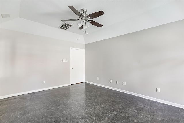 18510 Bluffview Dr, Crosby, TX 77532 - spare room with baseboards, a ceiling fan, and visible vents