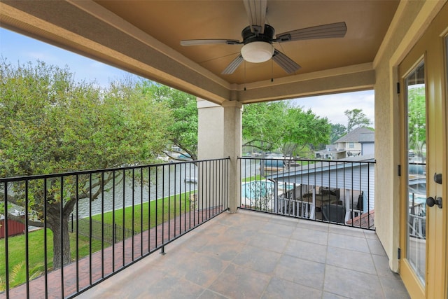 balcony with a ceiling fan