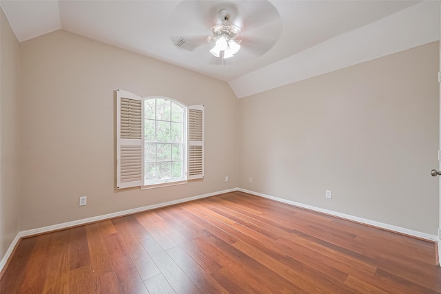 1218 Ventura Canyon Dr, Katy, TX 77494 - empty room with a ceiling fan, visible vents, wood finished floors, lofted ceiling, and baseboards