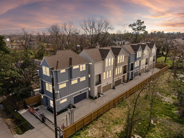 835 Rachel St Unit C, Houston, TX 77091 - view of aerial view at dusk