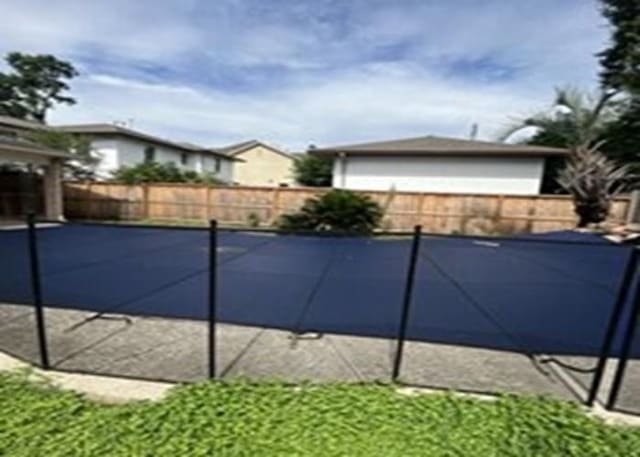 4135 Bellefontaine, Houston, TX 77025 - view of pool