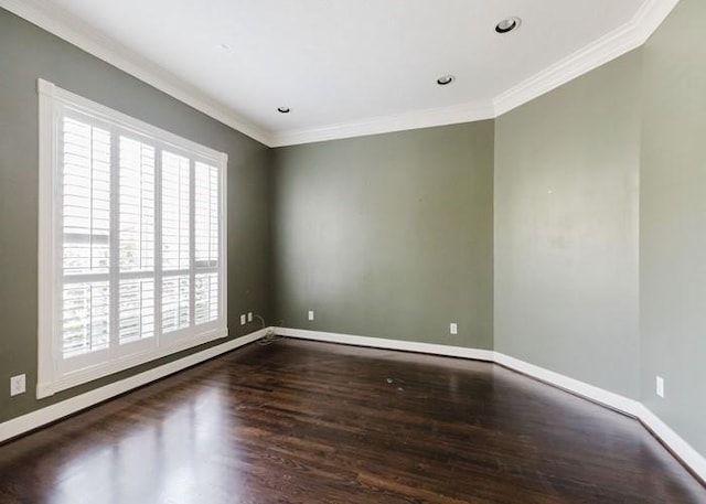4135 Bellefontaine, Houston, TX 77025 - unfurnished room featuring wood finished floors, baseboards, ornamental molding, and recessed lighting