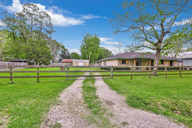 507 E Linney St, Dayton, TX 77535 - exterior space with a gate and fence