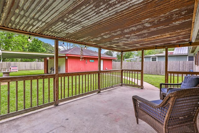 507 E Linney St, Dayton, TX 77535 - view of unfurnished sunroom