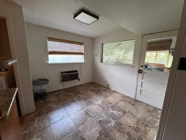 530 Circle Way Dr, Lake Jackson, TX 77566