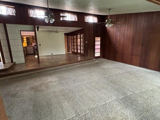 530 Circle Way Dr, Lake Jackson, TX 77566