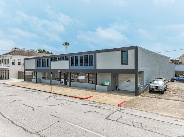 2415 Church St, Galveston, TX 77550 - view of multi unit property