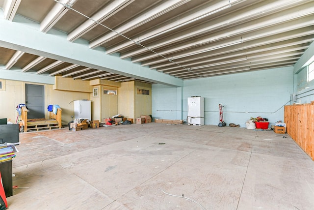2415 Church St, Galveston, TX 77550 - view of garage