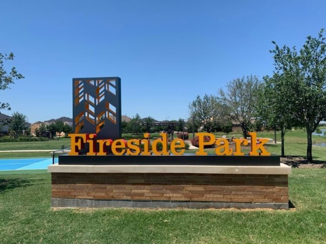 7323 Perching Hawk Trl, Katy, TX 77493 - view of home's community with a yard