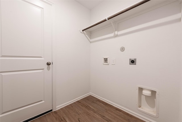913 Oak Mist Ln, Magnolia, TX 77354 - laundry area with washer hookup, hookup for an electric dryer, laundry area, dark wood-style flooring, and baseboards
