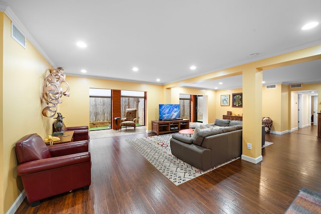 7575 Katy Fwy Unit 4, Houston, TX 77024 - living area with crown molding, hardwood / wood-style flooring, baseboards, and recessed lighting