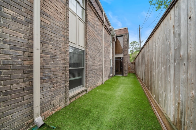 7575 Katy Fwy Unit 4, Houston, TX 77024 - view of green lawn