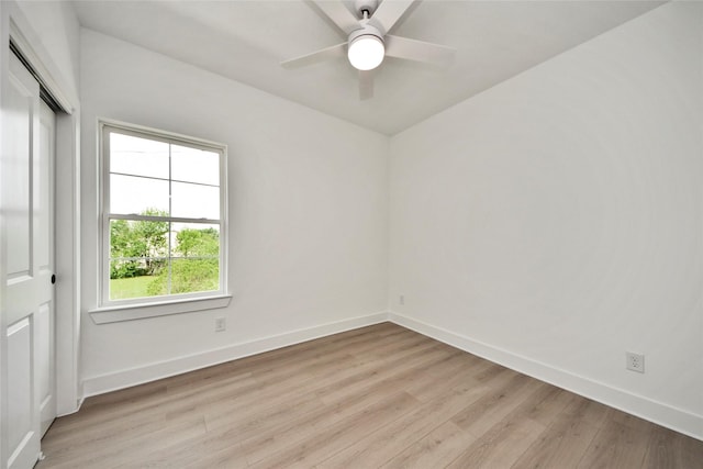 4601 White Rock St, Houston, TX 77051 - unfurnished room with baseboards, light wood-type flooring, and ceiling fan